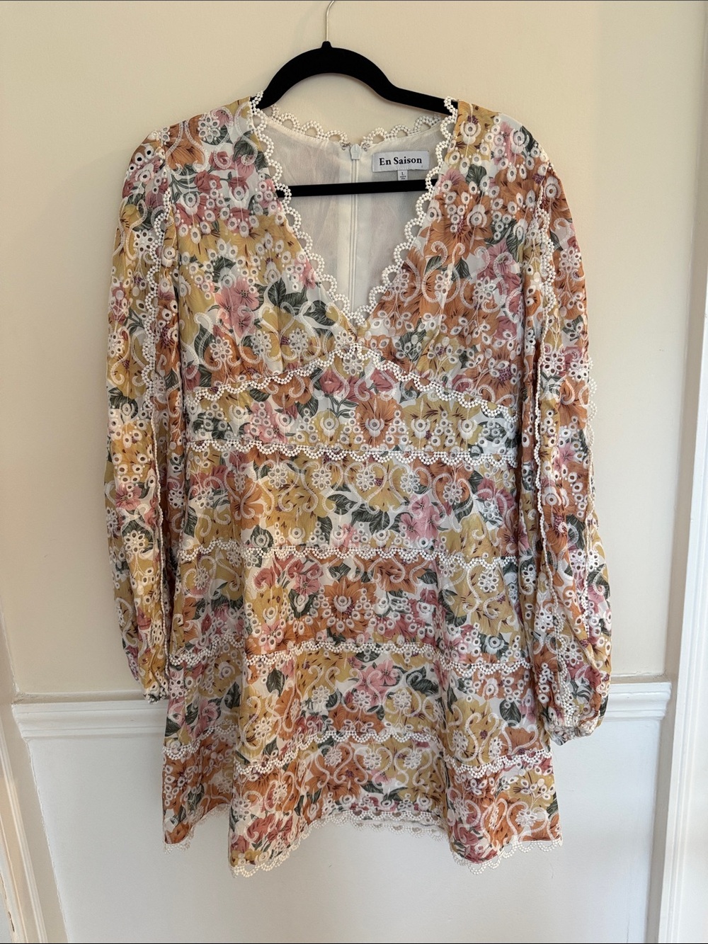 En Saison Floral Lace-Trim V-Neck Multi-Color Tunic